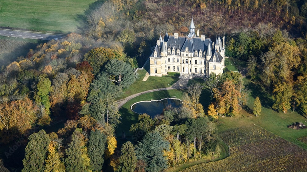 Nettoyage des cuves de la cave de Champagne Veuve Clicquot à Reims