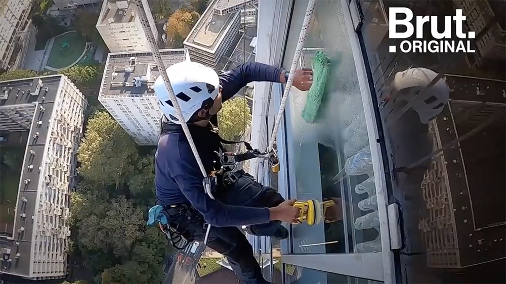 Le média Brut. prend de la hauteur grâce aux équipes de Skyworkers