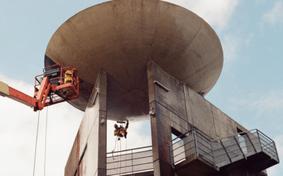 Skyworkers nettoie un Belvédère pour l’accueil de la flamme olympique